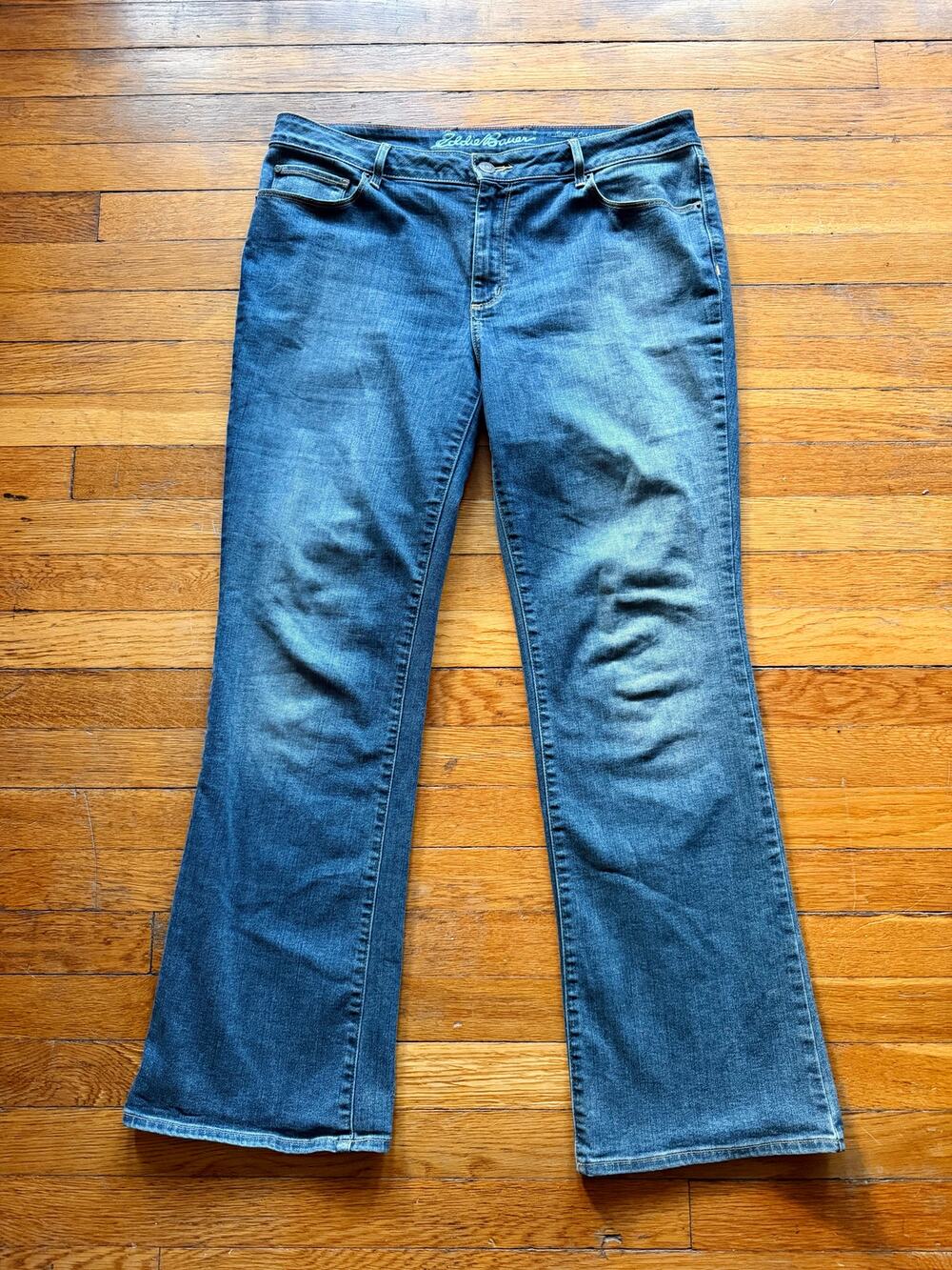 EDDIE BAUER 'Slightly Curvy Boot Cut' Jeans Womens sz 14